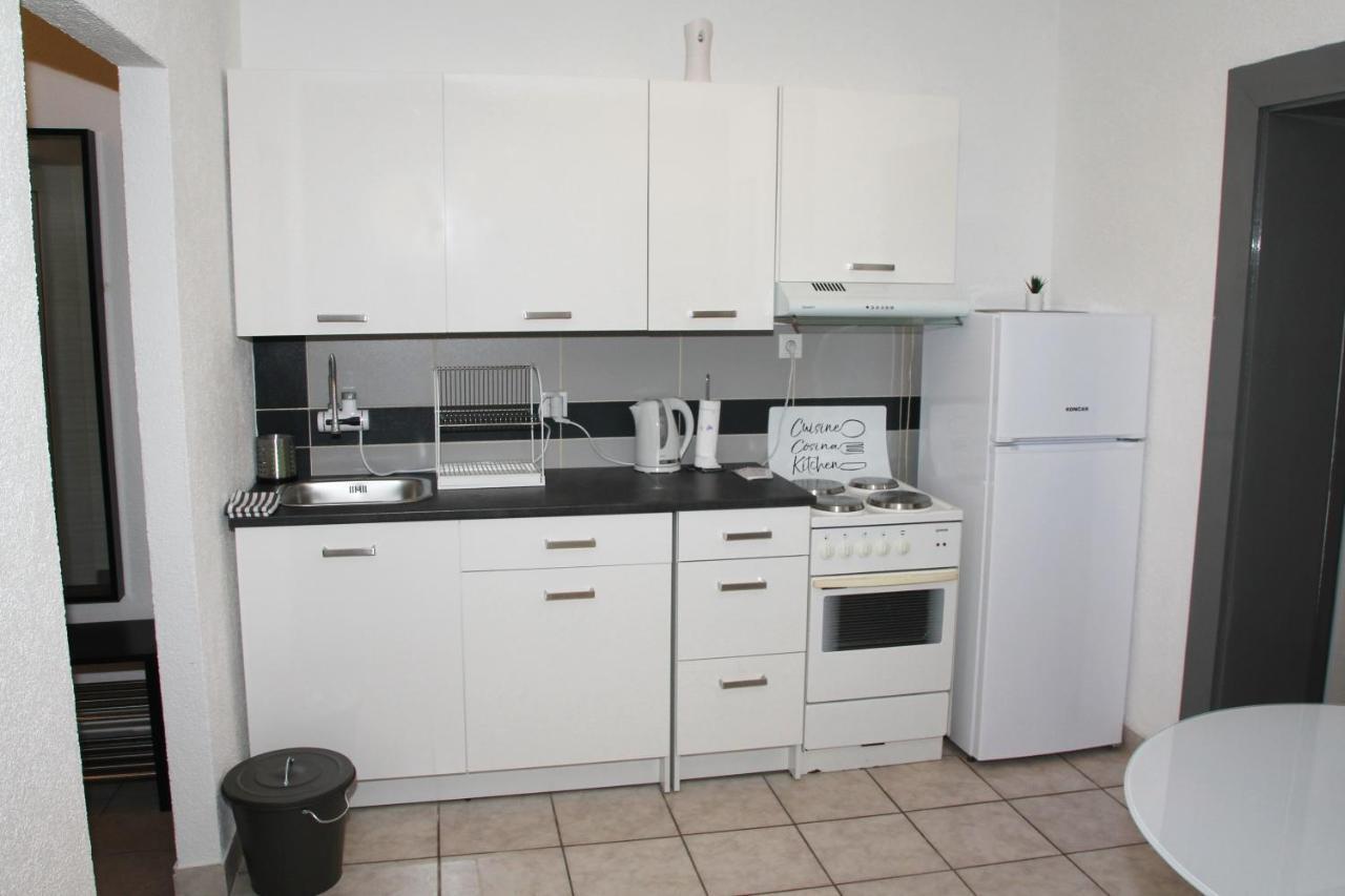 Apartman Zen Lejlighed Osijek Eksteriør billede