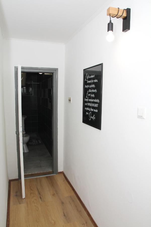 Apartman Zen Lejlighed Osijek Eksteriør billede